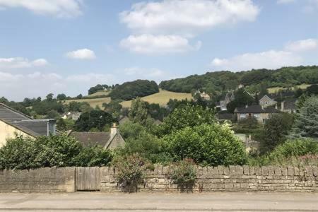 Skittles - Charming One Bedroom Apartment - Parking - Easy Access To Bath 박스 외부 사진